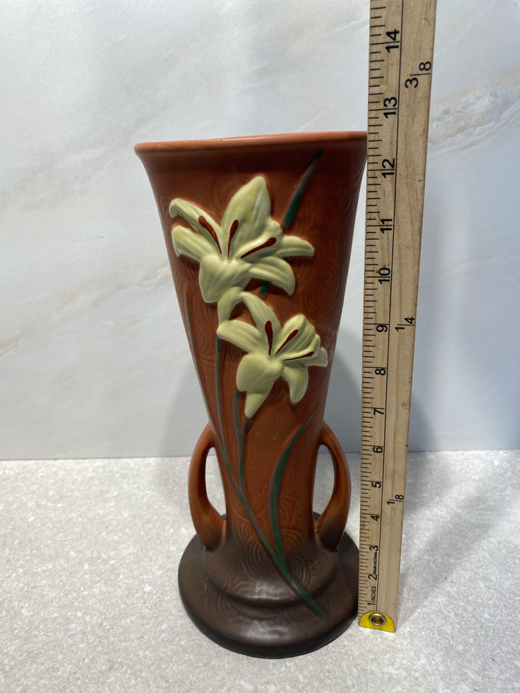 Roseville Vase 139-12