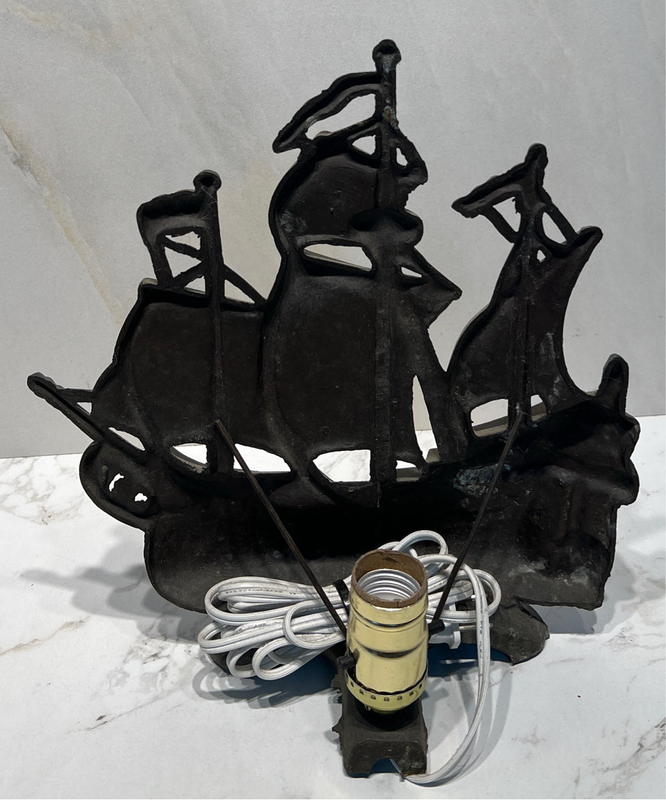 Sailboat Light