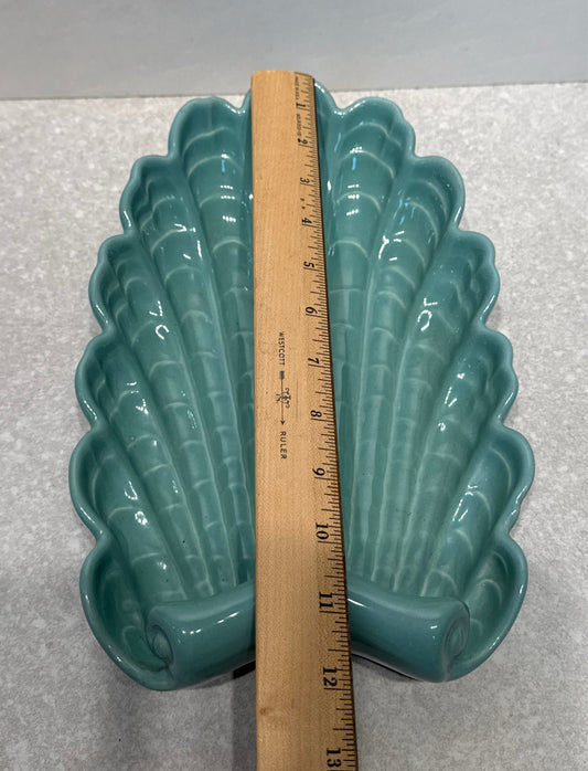 Abingdon Pottery Shell Bowl