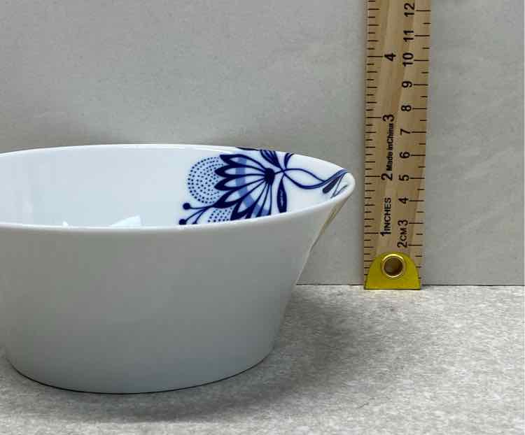 Set of 4 Crate and Barrel Bowls