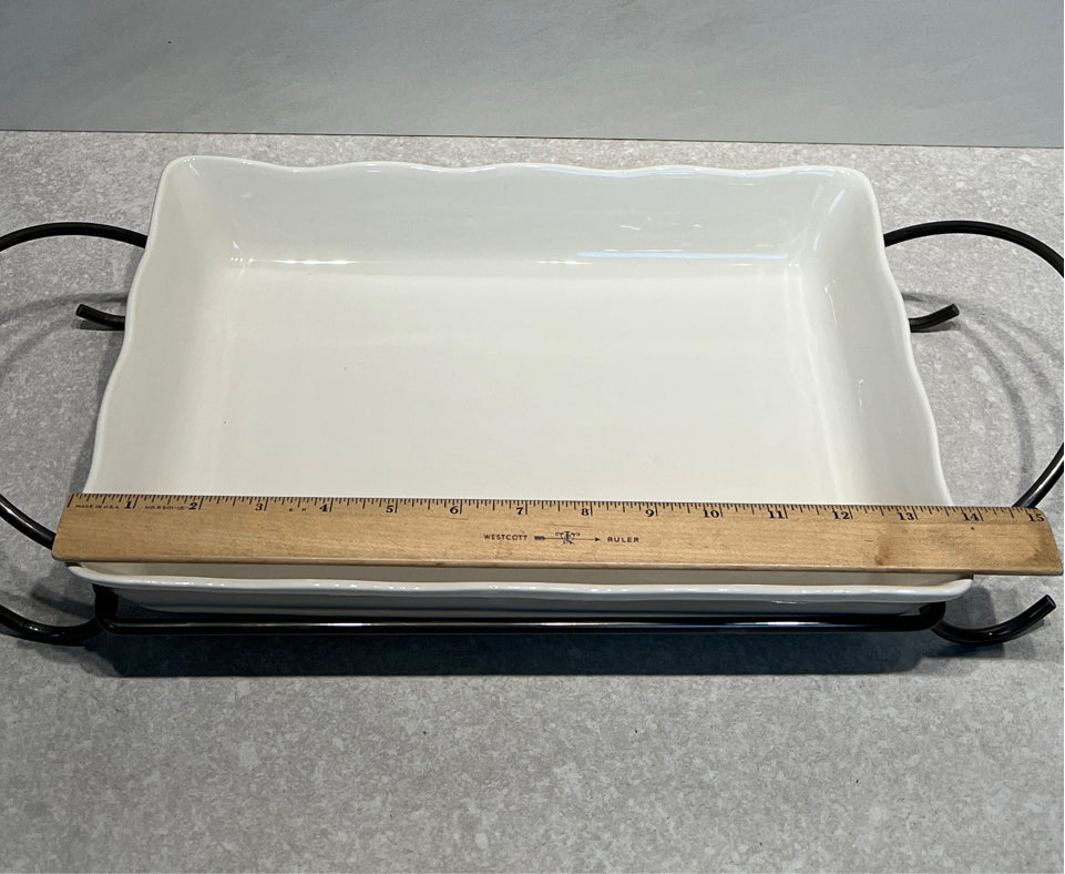 Casserole on Stand