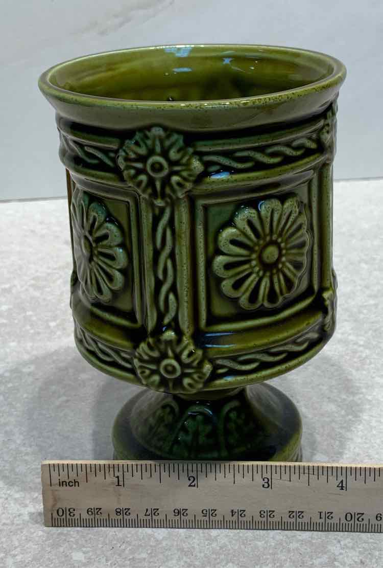 Daisy by Brody Planter