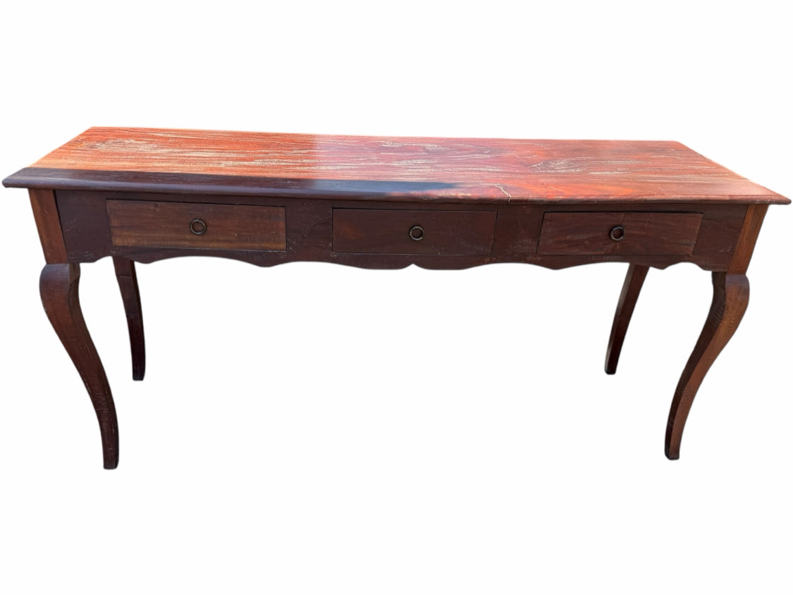 Table with 3 Drawers