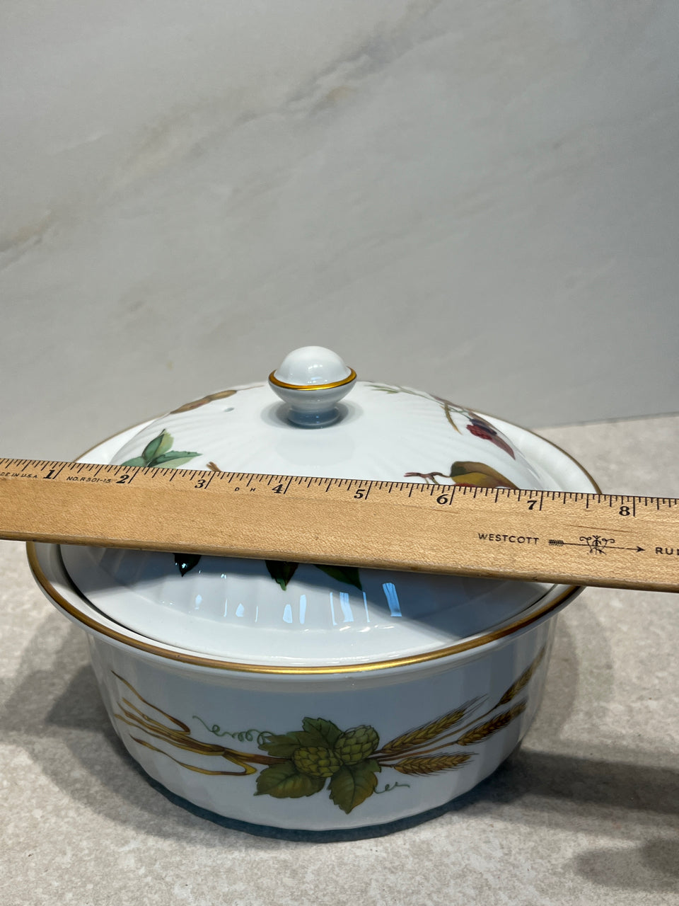 Evesham Covered Bowl