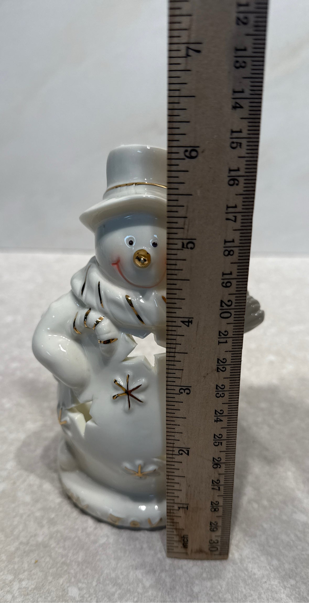 Snowman Candleholder