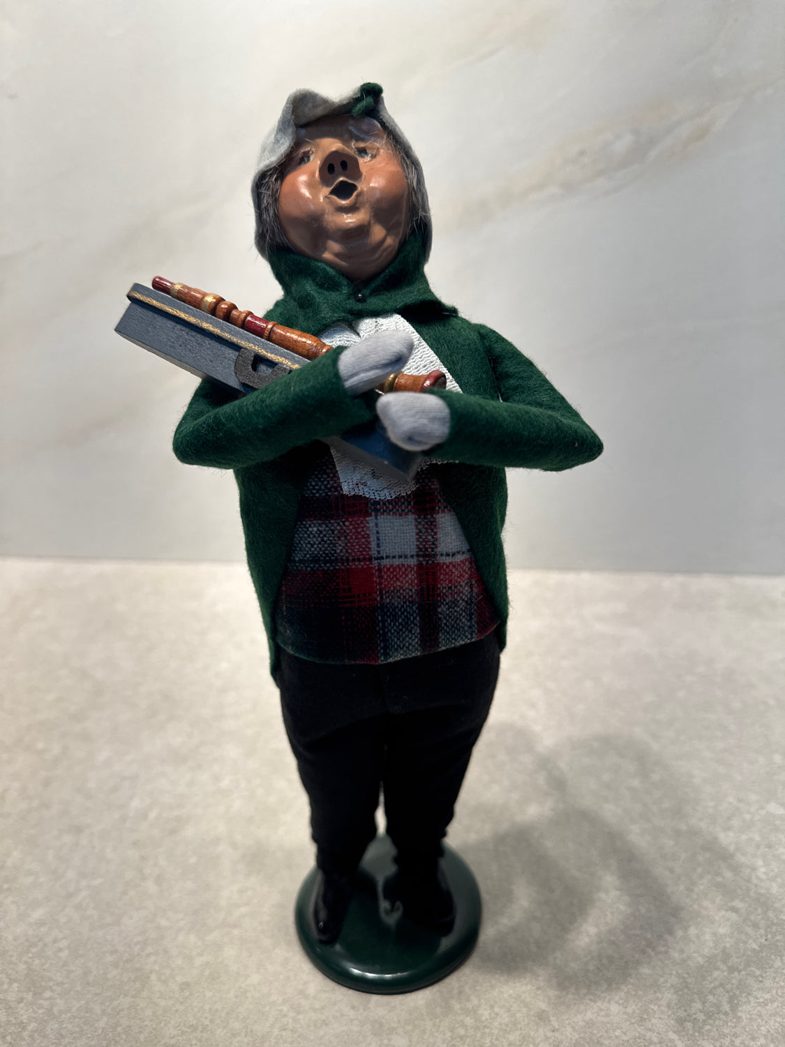 Byers Choice Caroler