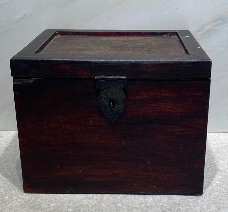 Covered Wood Box