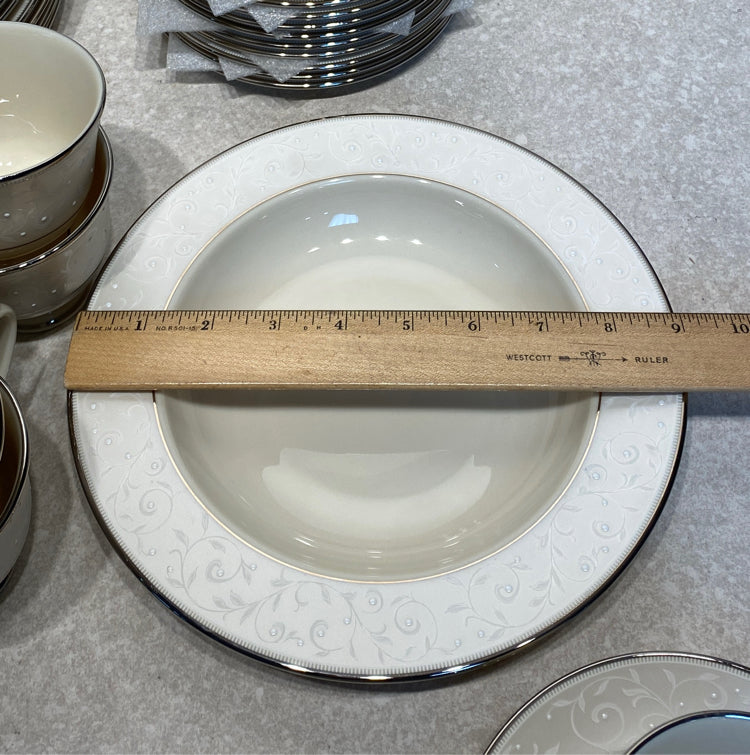 Lenox Pearl Innocence Dinnerware Set