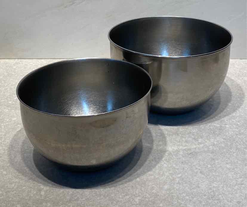 Set of 2 Bowls