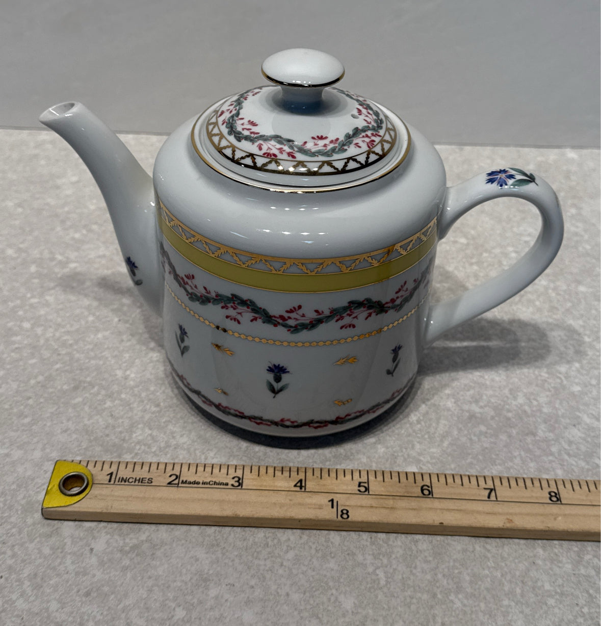 "Mount Vernon" Teapot"