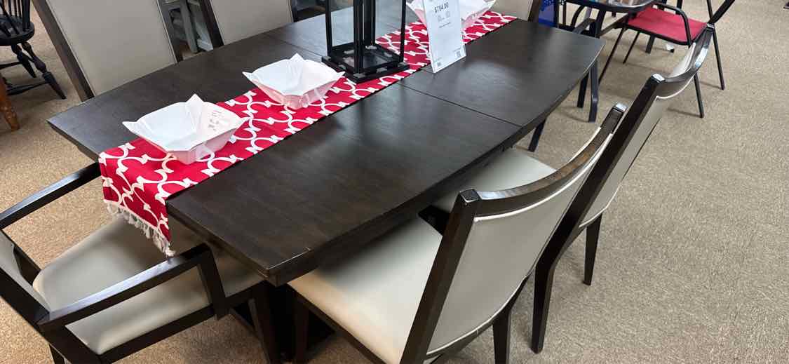 Table and 6 Chairs