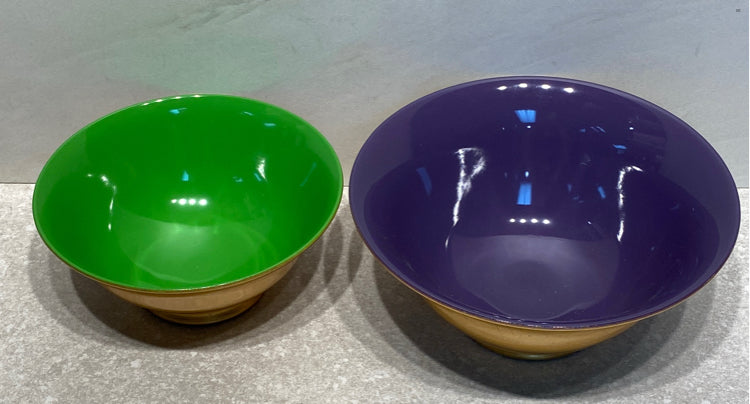 Pair of Lacquer Bowls