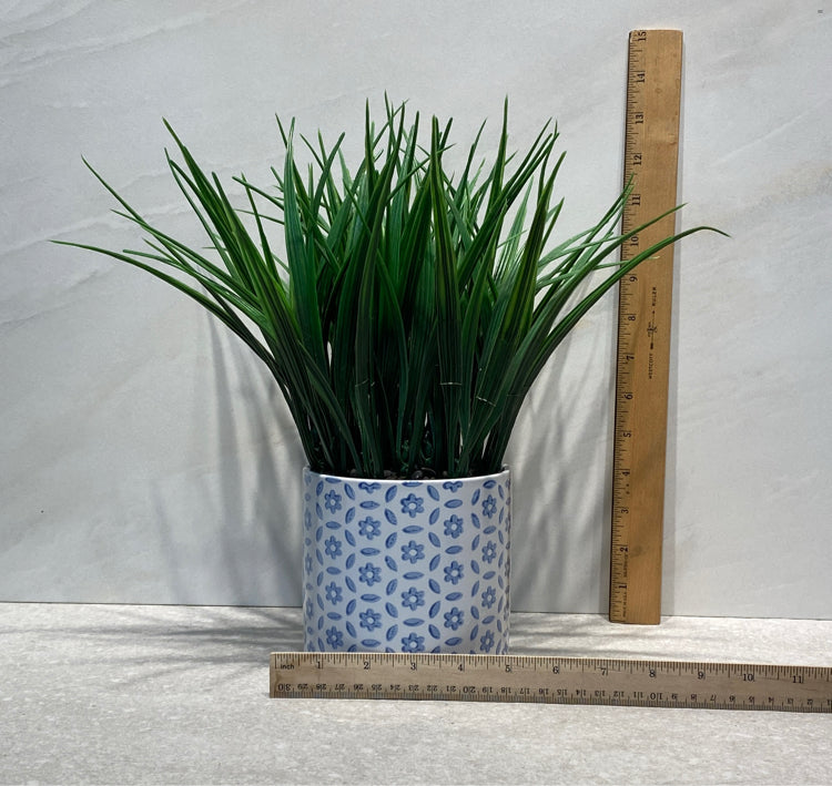Artificial Decor