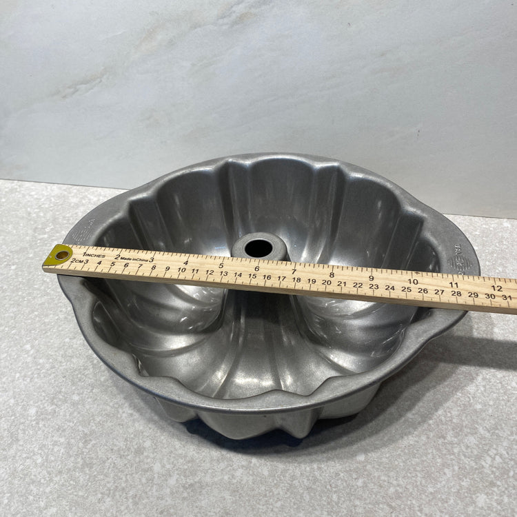 Bundt Pan