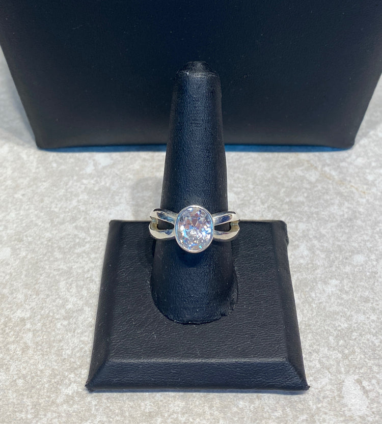 Sterling Ring - Size 9