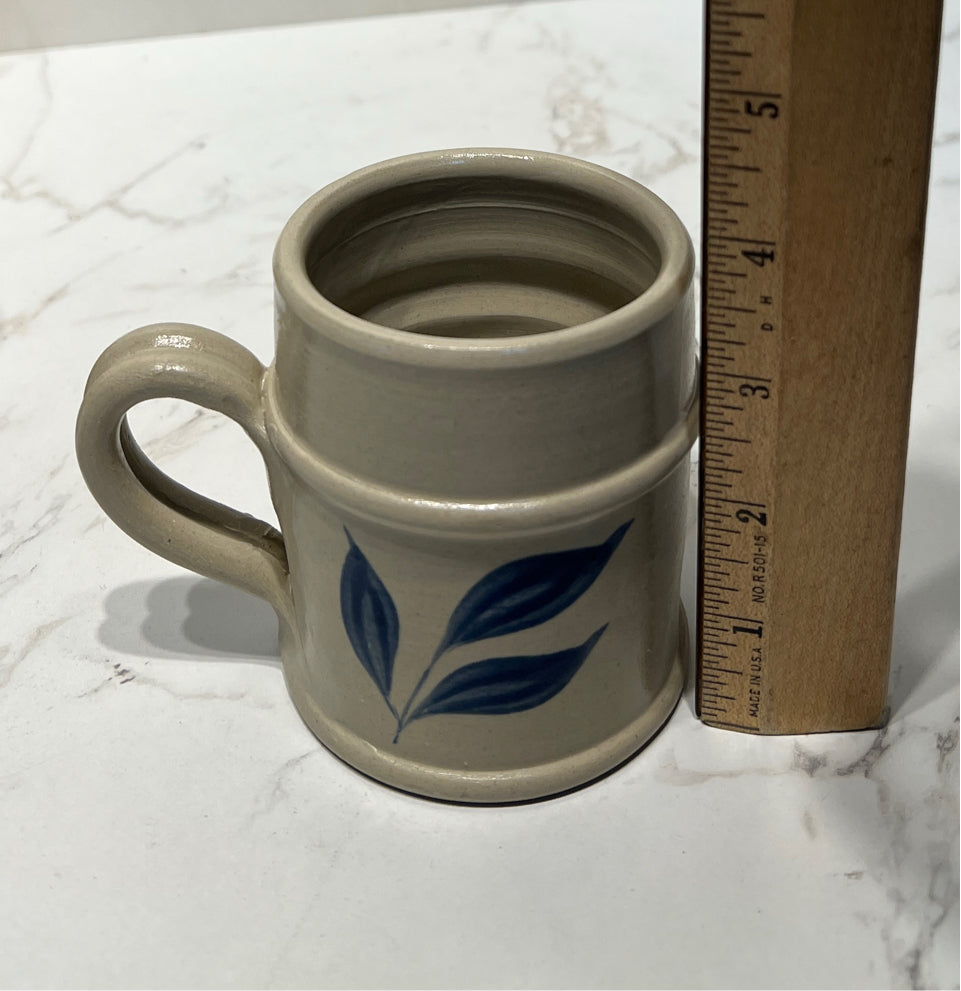 Set of 4 Williamsburg Pottery Mugs