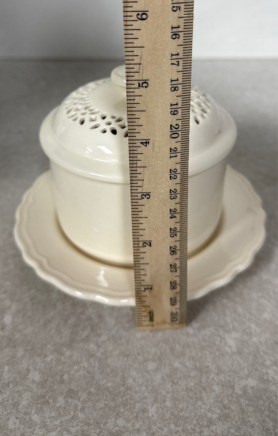Royal Creamware Butter (3 Pieces)