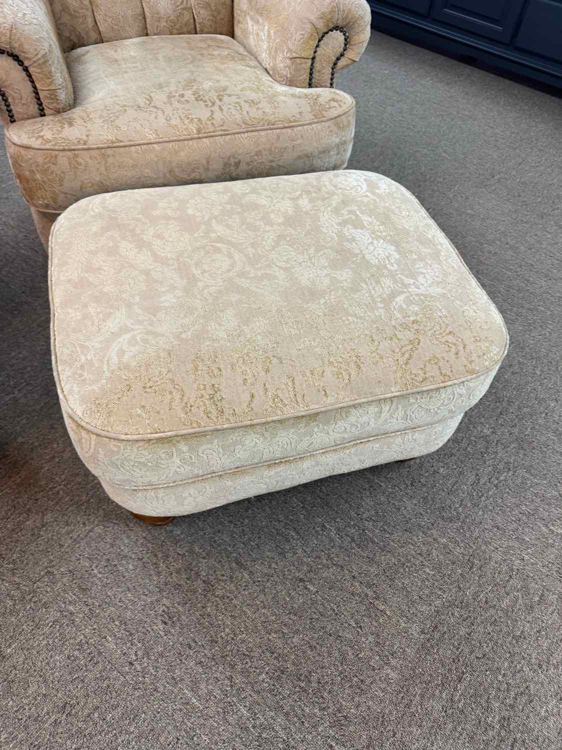 Flexsteel Chair And Ottoman