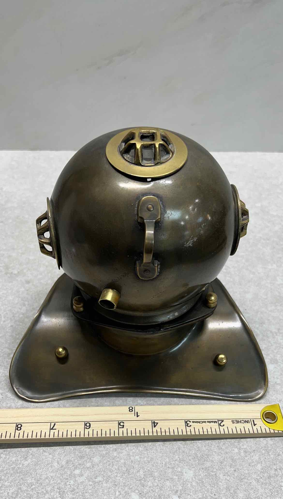 Divers Helmet