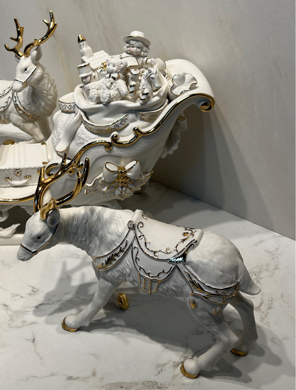 Grandeur Noel Santa and Sleigh Set - as is