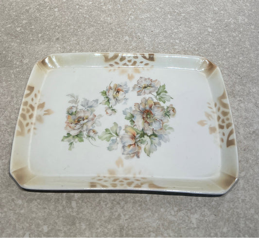 Tray