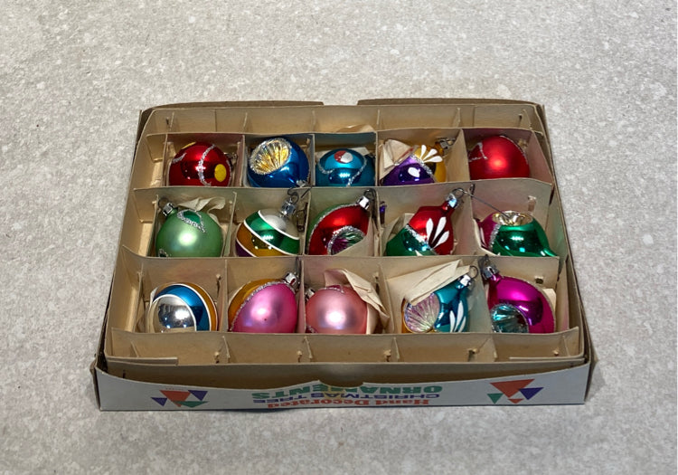 Lot of 15 Vintage Ornaments