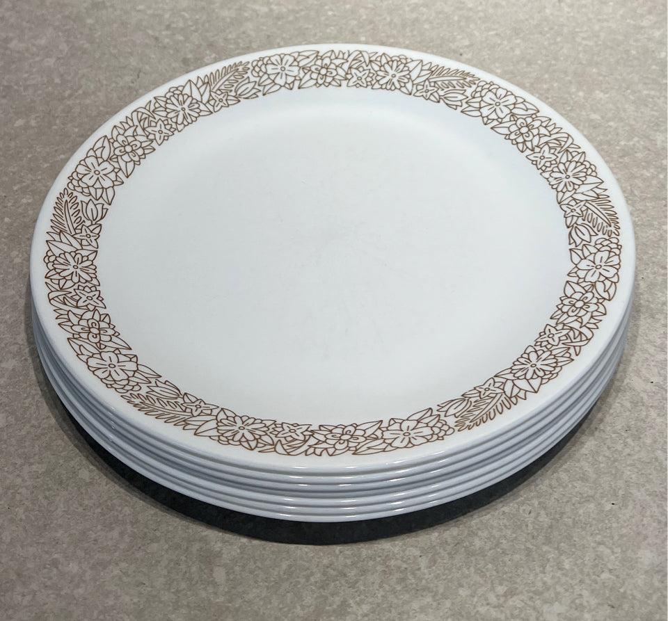 Set of 7 Corelle Plates