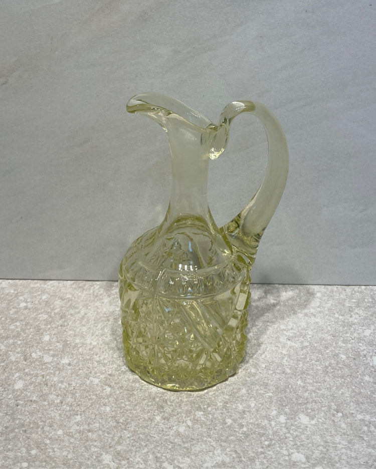 Cruet - Glows