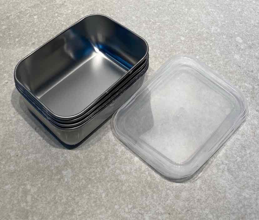 Set of 4 Bowls with Covers