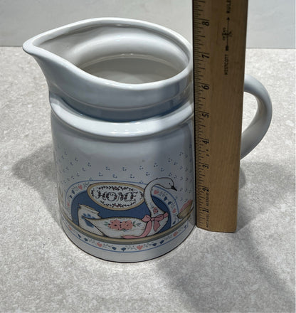 Duck Pitcher