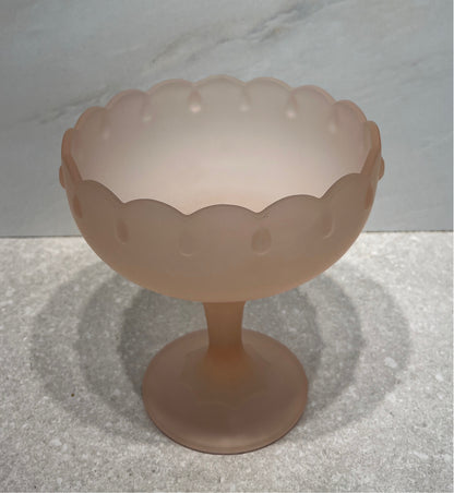 Pinkl Pedestal Dish