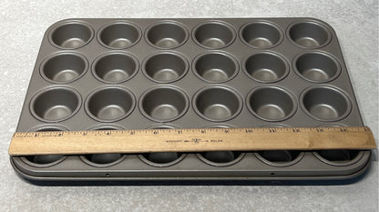 Muffin Pan
