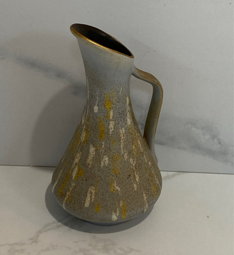 Pitcher