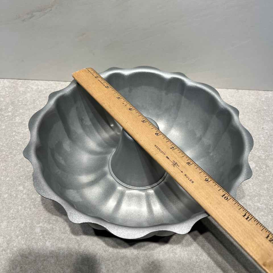 Bundt Pan
