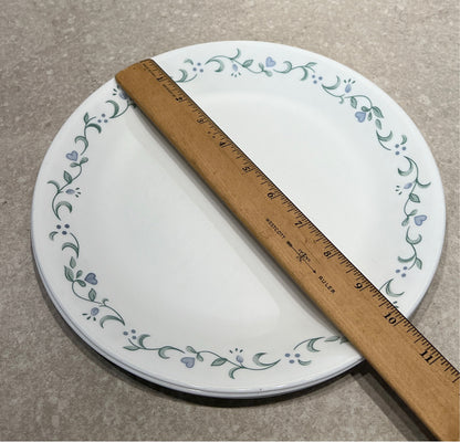 Se of 4 Corelle Plates