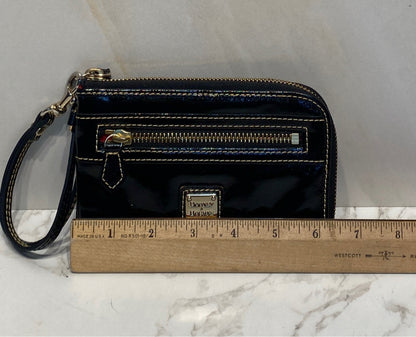 Dooney And Bourke Wristlet