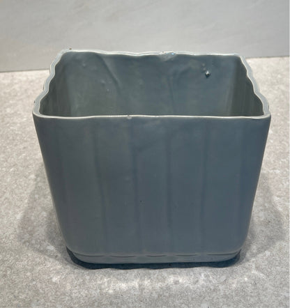 Vintage Planter  as-is