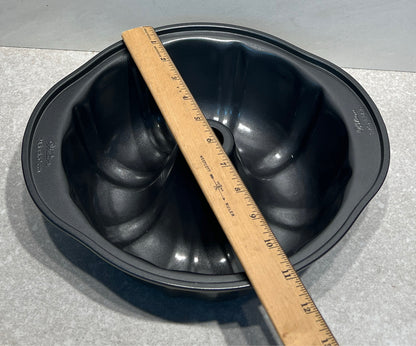 Bundt Pan