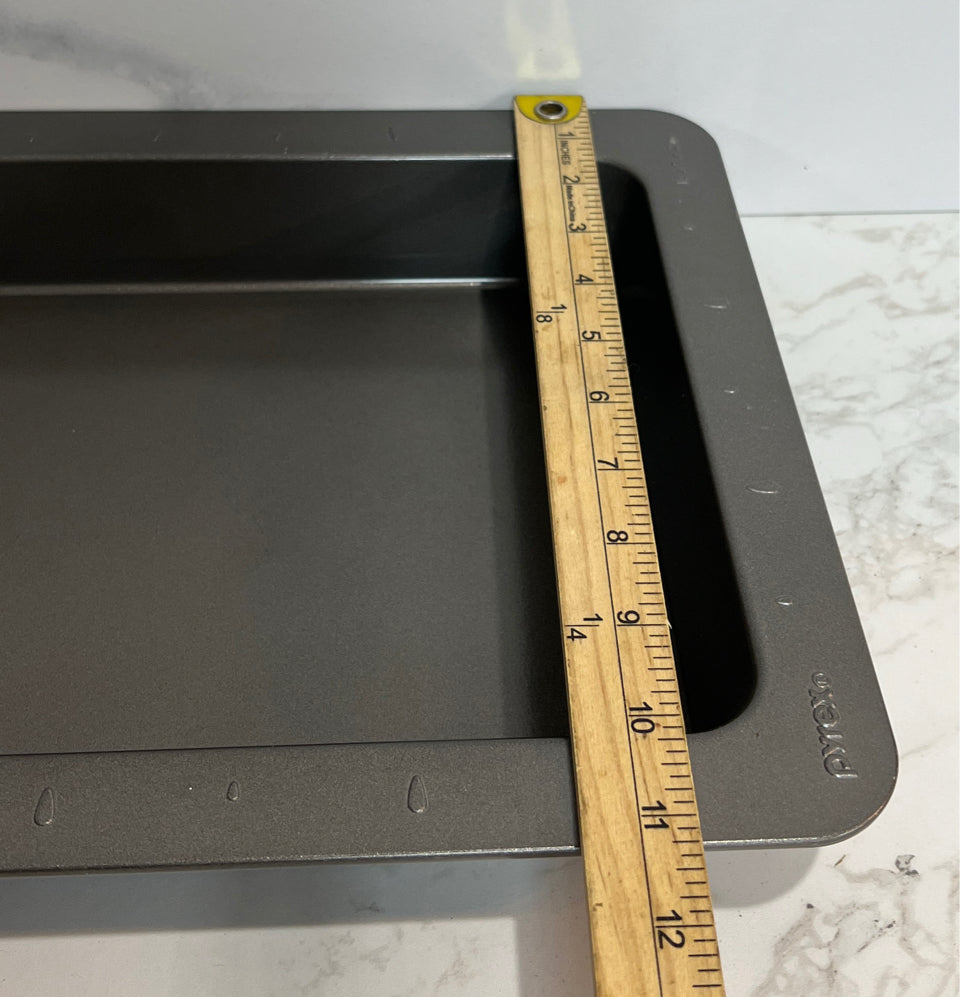 Pyrex Baking Pan