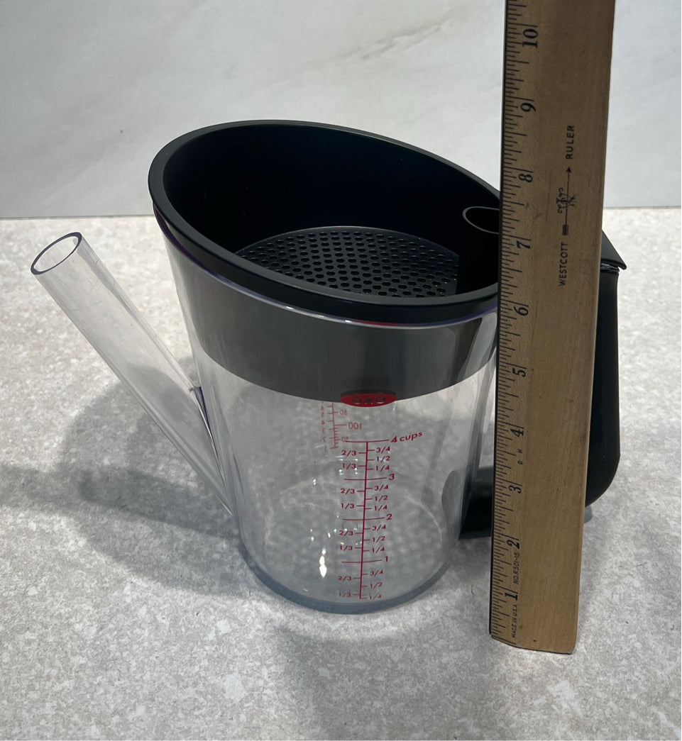 Gravy Dispenser