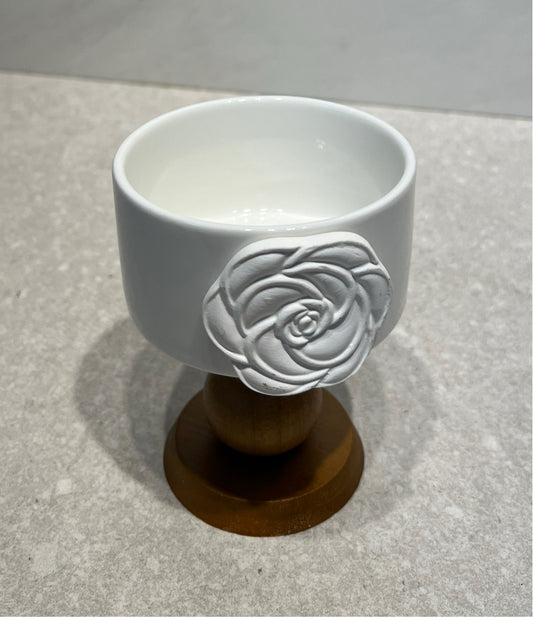 Bowl on Stand