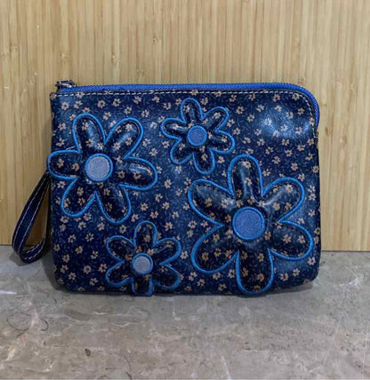 Patricia Nash Wristlet