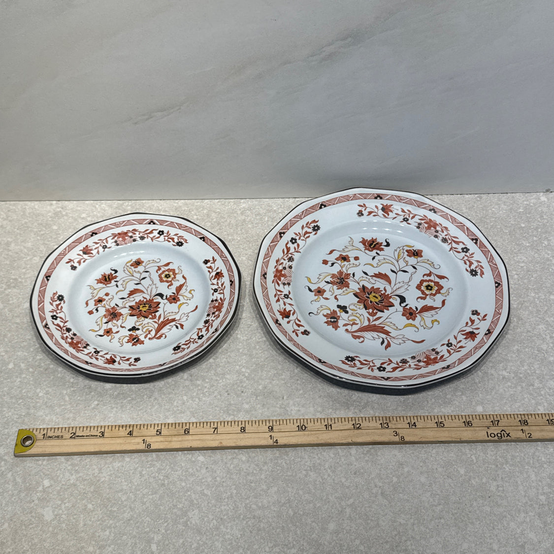Set of 2 Wedgwood Plates