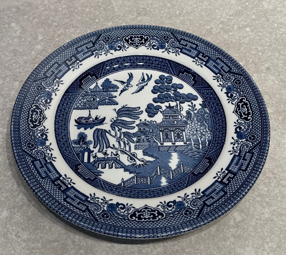 Blue Willow 8"  Plate