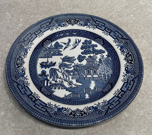 Blue Willow 8"  Plate