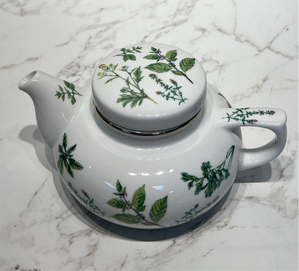 Andrea by Sadek Teapot