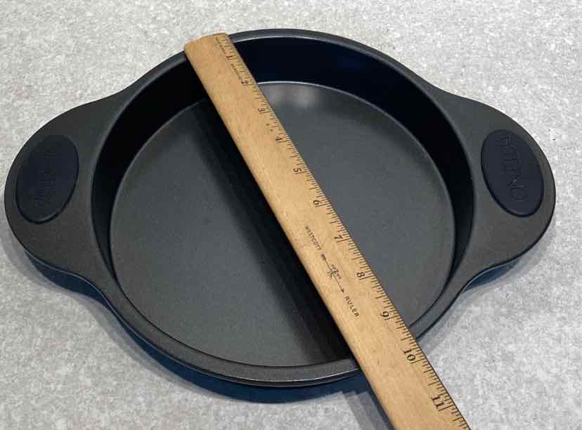Oneida Bakig Pan