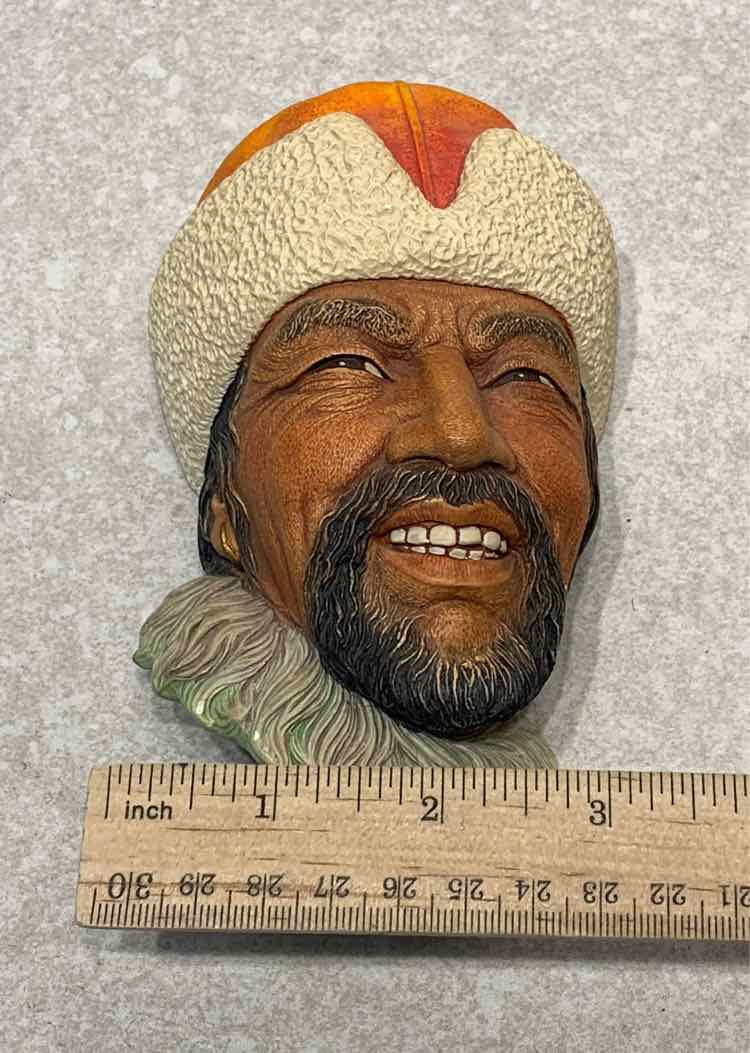 Bossons Figurine