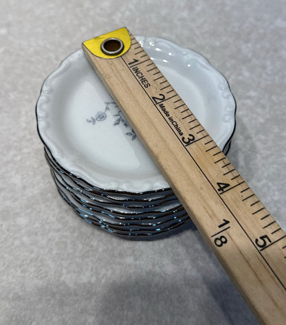 SEt of 8 Haviland Plates