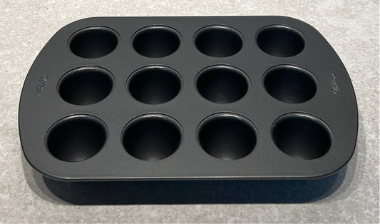 Wilton Baking Pan